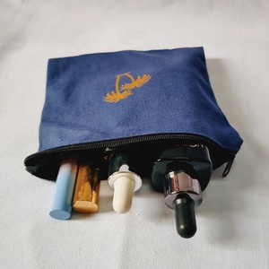 Bolsa de Algodón Azul Marino Personalizada con Cierre y Logotipo Dorado - Product Image 3