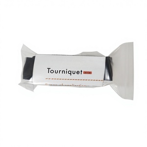 Tourniquet en nylon hygiénique jetable CAT pour les premiers secours en extérieur, disponible en stock pour les interventions d'urgence - Product Image 1
