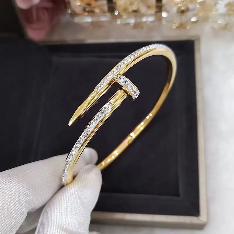 Famous Brand Jewelry Waterproof Tarnish Free Titanium Steel 18k Gold Cz Cubic Zirconia Couple Love Screw Bangle Bracelet