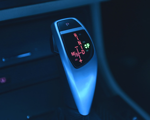 Kit Retrofit Tuas Persneling LED Tipe Jempol untuk BMW E90 E91 E92 E93 E81 E84 RHD dengan Tombol Start Satu Klik - Product Image 4