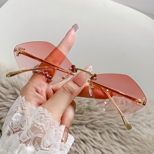 F Shape Rhinestone <b>Frameless</b> Sunglasses Diamond Shape Women Metal <b>Frame</b> Gold UV400 Sun Protection Lenses - Product Image 2