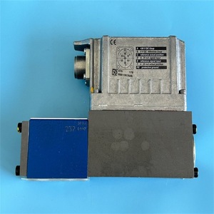 วาล์วควบคุมทิศทาง Rexroth รุ่น 4WRPEH6C4B12L-3X/M/24F1 60 ลิตร/นาที 315 บาร์ วาล์วไฮดรอลิก - Product Image 3