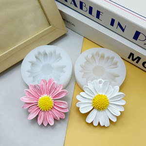 Khuôn silicon hình hoa cúc làm bánh sô cô la, bánh ngọt, trang trí bánh, dụng cụ làm bánh, khuôn xà phòng, khuôn nến - Product Image 4