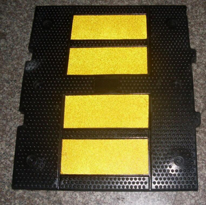 Dissuasori di velocità ad alta visibilità da 500 mm, prodotti per <span class=keywords><strong>la</strong></span> sicurezza stradale, dissuasori di velocità per aree residenziali, dissuasori stradali in gomma - Product Image 5