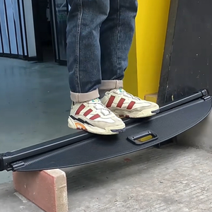 Bestseller Auto-Zubehör Ausziehbare Kofferraumabdeckung für Leapmoter C10 C11 B10 2021-2026 Gepäckablage - Product Image 6