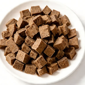 Cubes de foie de porc lyophilisés OEM ODM très demandés, 100 % naturels, purs, sans additifs, riches en protéines et en fer, friandises pour chiens et chats - Product Image 2