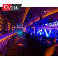 Décoration intérieure moderne de bar lounge et de boîte de nuit avec fournitures d'éclairage LED et mobilier de bar