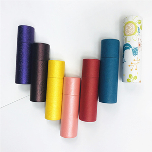 Tapis de chapstick push up doré <span class=keywords><strong>noir</strong></span> écologique avec design 10ml 6g 7g récipient tubes en papier pour baume à lèvres <span class=keywords><strong>brillant</strong></span> baume - Product Image 1