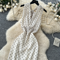 Robe midi à pois pour femmes, col halter, taille cintrée, robe élégante pour les vacances d'automne
