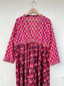 Robe d'été en coton imprimé à la main, robe midi décontractée à fleurs, vêtements décontractés pour la maison, robe maxi ample et douce - Product Image 2