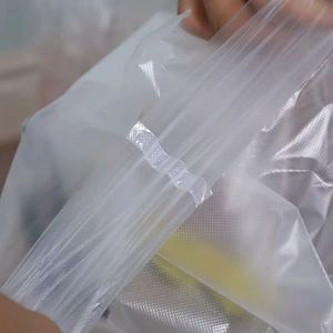 Bolsas de Plástico Blancas Personalizadas con Logotipo para Supermercado, Bolsas de Compras Tipo Camiseta con Asa, Bolsas de Plástico Reutilizables y Desechables para Comestibles - Product Image 3