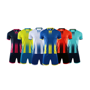 Güzel toptan yüceltilmiş futbol takımı spor giyim özelleştirilmiş üniforma seti - Product Image 1