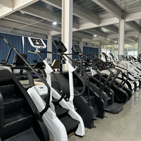 20 1 Simulateur d'escalade commercial multifonctionnel pour salle de sport, inclinaison 5-50%, vitesse 0,3-8 km/h, charge maximale 150 kg, affichage LED/LCD