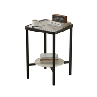 Table carrée en verre trempé de style moderne et simple, petite table d'appoint en fer pour appartement, salon, chevet ou canapé