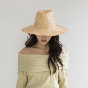 Wholesale New Summer Fashion Women Raffia <b>Straw</b> Sun Hat Double Layer Pleated Belt Buckle Jazz <b>Fedora</b> Hat Beach <b>Straw</b> Hats - Product Image 3