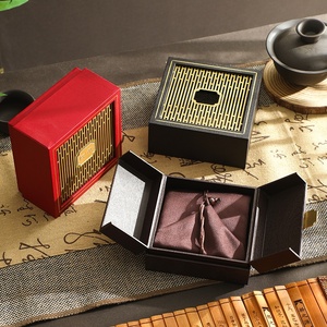 <span class=keywords><strong>Chow</strong></span> <span class=keywords><strong>Tai</strong></span> fook thanh lịch cổ xưa phong cách vuông mô hình thangka Di Sản Vòng đeo tay vòng cổ hộp tinh tế thangka bao bì đồ trang sức - Product Image 2