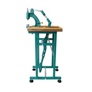 Machine à riveter manuelle en acier pour la pose de boutons-pression et de boutons sur vêtements - Product Image 5
