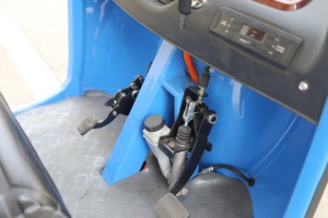 Tricycle cargo électrique à trois roues 72V 3000W fermé 3 places Vitesse 50-70 km/h Autonomie 70-90 km Charge utile 400 kg Cadre en acier - Product Image 4