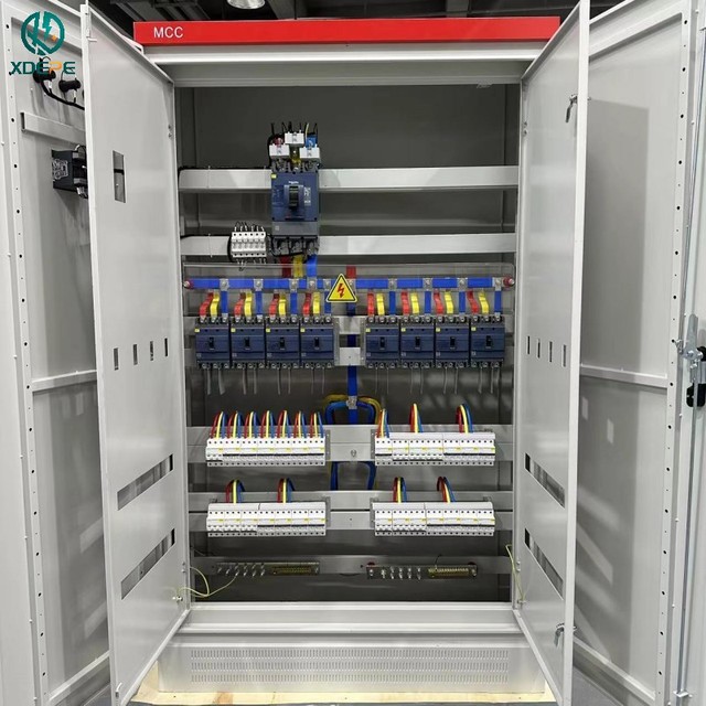 320A Industrial Power Distribution Switchgear Low Voltage Electrical Panel Board with IP54 Hybrid Lock for Circuit Protection