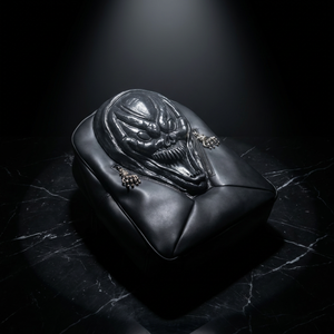 Comedor de Noches: Mochila Cráneo Abisal - Product Image 3