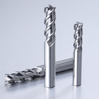 Fraise carrée en carbure de tungstène Lucas HRC55 à 3 dents, non revêtue, personnalisable ODM/OEM, pour machines-outils CNC, pour l'aluminium