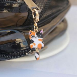 Llavero de moda con colgante de gatito adorable y coloquio de cola, para bolso, memoria USB y auriculares, modelo YK14 - Product Image 3
