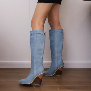 Botas de invierno para mujer, de gamuza, con bordado en la parte lateral, cremallera, tacón grueso, tacón cuadrado, forro de PU, hasta la rodilla, estilo retro, vaquero, occidental. - Product Image 6