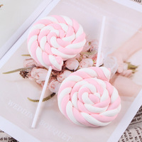 Collations japonaises de 28g, vente en gros de barbe à papa fruitée à saveur acide, sucette florale douce pour la cuisson au supermarché