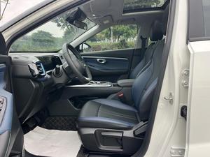 รถยนต์มือสอง GAC TRUMPPI GS3 ปี 2023 รุ่น SPEED 270T ENJOY EDITION 5 <span class=keywords><strong>ประตู</strong></span> 5 ที่นั่ง รถ SUV ขนาดเล็ก GAC GS3 พร้อมหลังคาซันรูฟ สีขาวบนพื้นดำ - Product Image 4