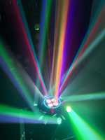 Lumière d'ambiance KTV à tête mobile améliorée, effet rotatif multi-faisceaux RGB, lampe à panoramique et inclinaison fluide pour bars, clubs, fêtes, événements DJ