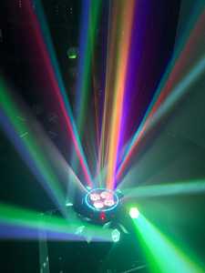 Lumière d'ambiance KTV à tête mobile améliorée, effet rotatif multi-faisceaux RGB, lampe à panoramique et inclinaison fluide pour bars, clubs, fêtes, événements DJ - Product Image 3