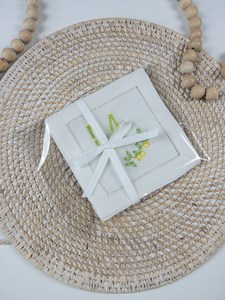 Serviette de cocktail en lin personnalisée brodée de citrons blancs, monogramme, 6"x6" - Product Image 6