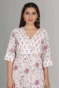 Beau costume imprimé de bloc de main floral pour les femmes - Product Image 4