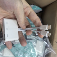 Adaptador de Lector de Tarjetas SD y TF 5 en 1 con USB, Lightning y Tipo C para iPhone, iPad, MacBook, Samsung, Cámaras Android y Otros Dispositivos