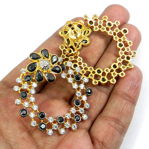 ต่างหูดีไซน์เนอร์สีดำนิลและอัญมณี CZ เครื่องประดับผู้หญิงชุบทองสำหรับงานแต่งงานงานครบรอบขายส่ง - Product Image 1