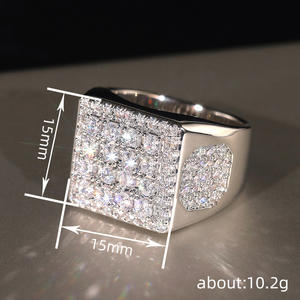 แหวนตราประทับผู้ชายสีทองขาว ประดับเพชรทรงกลมเจียระไนแบบบริลเลียนท์ สี G เหมาะสำหรับสวมใส่ทุกวัน - Product Image 4