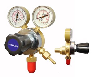 Régulateur d'oxygène à double étage, régulateur d'acétylène Bouteille de gaz à deux étages Réducteur de soudage à 25 bars - Product Image 2