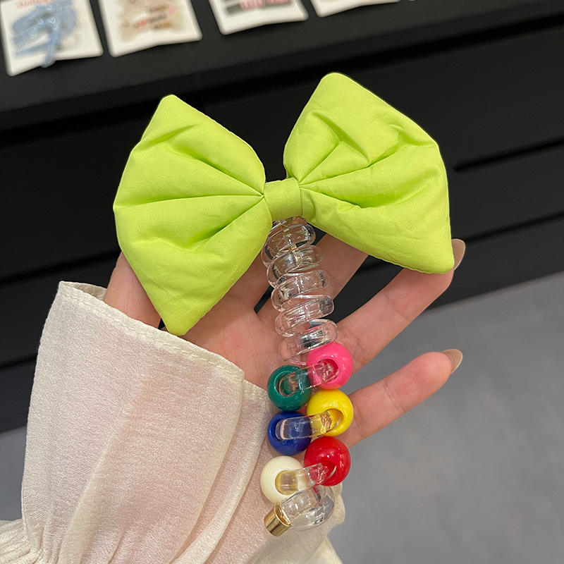 สีเขียว