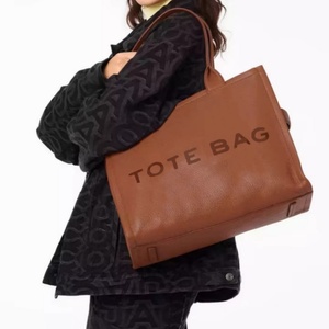 Bolso Tote Portátil de Alta Calidad para Mujer con Patrón de Letras Cuadradas y Cremallera, Bolsos de Moda con Logotipo Personalizado, Gran Capacidad y Durabilidad - Product Image 1