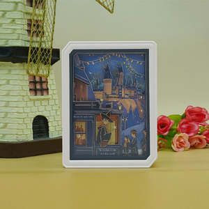 Harry'nin Kalesi 3D Resimli LED Duvar Sanatı Oturma Odası Dekoratif Led Gece Lambası Kağıt Kesim Fotoğraf Işık Kutusu LED Işıklı - Product Image 3