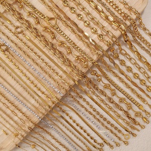 Collar de Cadena Trenzada de Acero Inoxidable Chapado en Oro de 18K, Estilo Europeo Americano, Eslabones Geométricos, Moderno, Regalo de Moda para Mujer - Product Image 1
