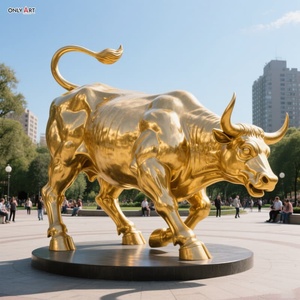 現代的なデザインで多用途のブロンズのランボルギーニの雄牛の彫刻を