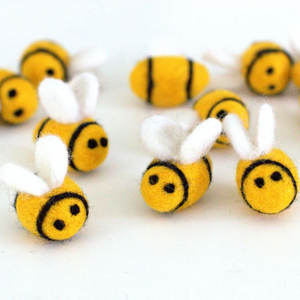 Guirlande pompons en laine pour enfants, décor DIY, forme artisanale, noir et jaune, rvb, DIY - Product Image 4