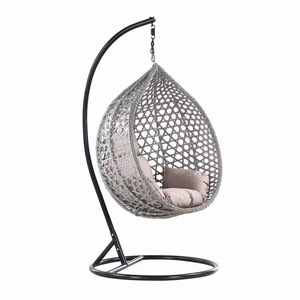 <span class=keywords><strong>Silla</strong></span> <span class=keywords><strong>Colgante</strong></span> <span class=keywords><strong>Tipo</strong></span> Huevo de Mimbre y Ratán para Jardín, Patio o Terraza, con Base Metálica Resistente y Ecológica, Personalizable para Exteriores - Product Image 2