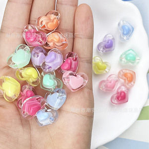 Cuentas acrílicas transparentes de doble corazón de 13 mm de colores mixtos para joyería DIY, llaveros y cadenas para teléfonos. - Product Image 1