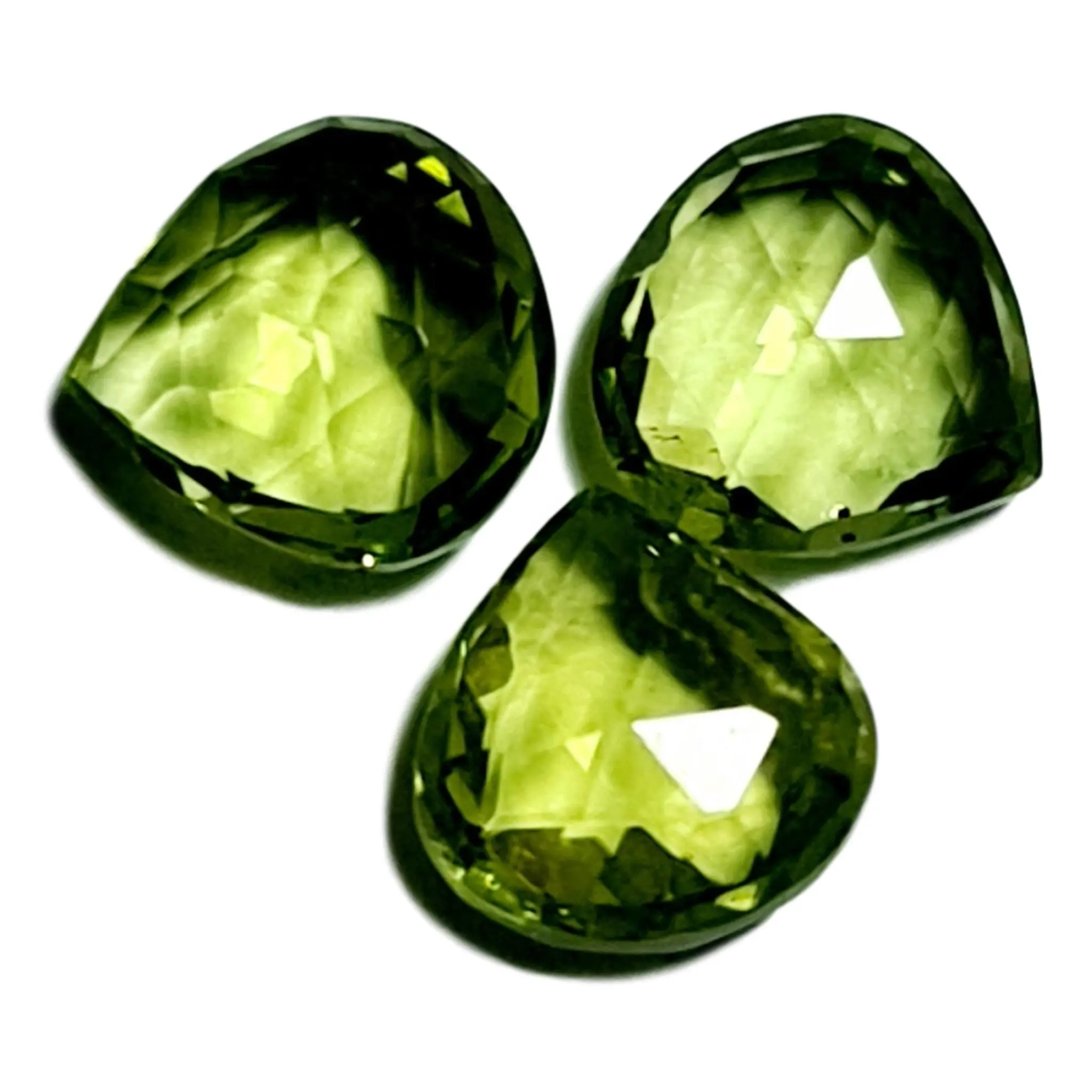 Cuentas de peridoto de corte irregular Piedras preciosas Todas las formas y tamaños Cortadas en pedidos personalizados En precios al por mayor En todos los demás tipos de naturales