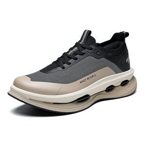 Chaussures de course pour hommes et femmes Cloudtilt Moon Monster Loewes, marque de luxe, lacets, tige en tissu extensible, baskets respirantes - Product Image 1