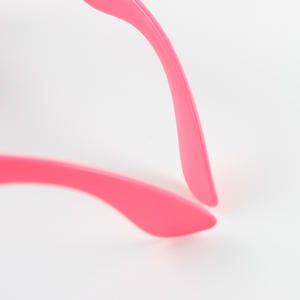 Lunettes de soleil promotionnelles pour garçons et filles, logo personnalisé, lunettes de soleil en plastique tendance, lunettes de soleil <span class=keywords><strong>pas</strong></span> chères pour enfants - Product Image 6