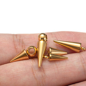 स्टेनलेस स्टील शंकु पेंडर स्पाइक रिवेट बेड्स पंक चार्म्स ड्रॉप इयररिंग्स सजावट पेंडेंट गहने बनाने की आपूर्ति - Product Image 3