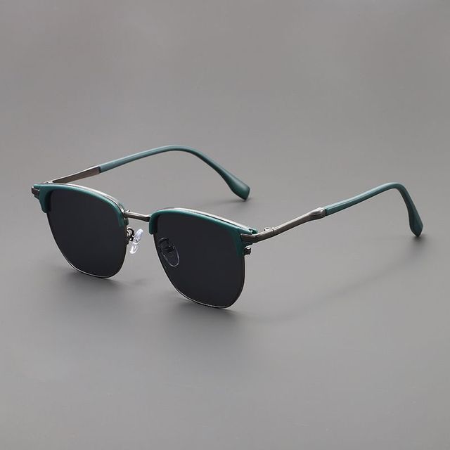 Fashionable Design Comfortable Sunglasses UV Resistant for Men and Women Sun Shading for Outdoor Activities Fishing Sunglasses